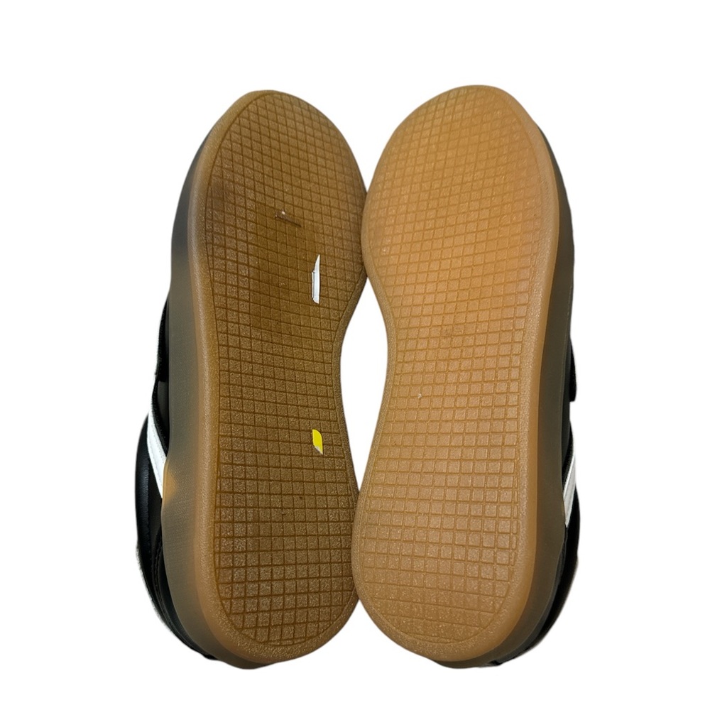 Madden Girl Gia Sneakers - Picture 10 of 12